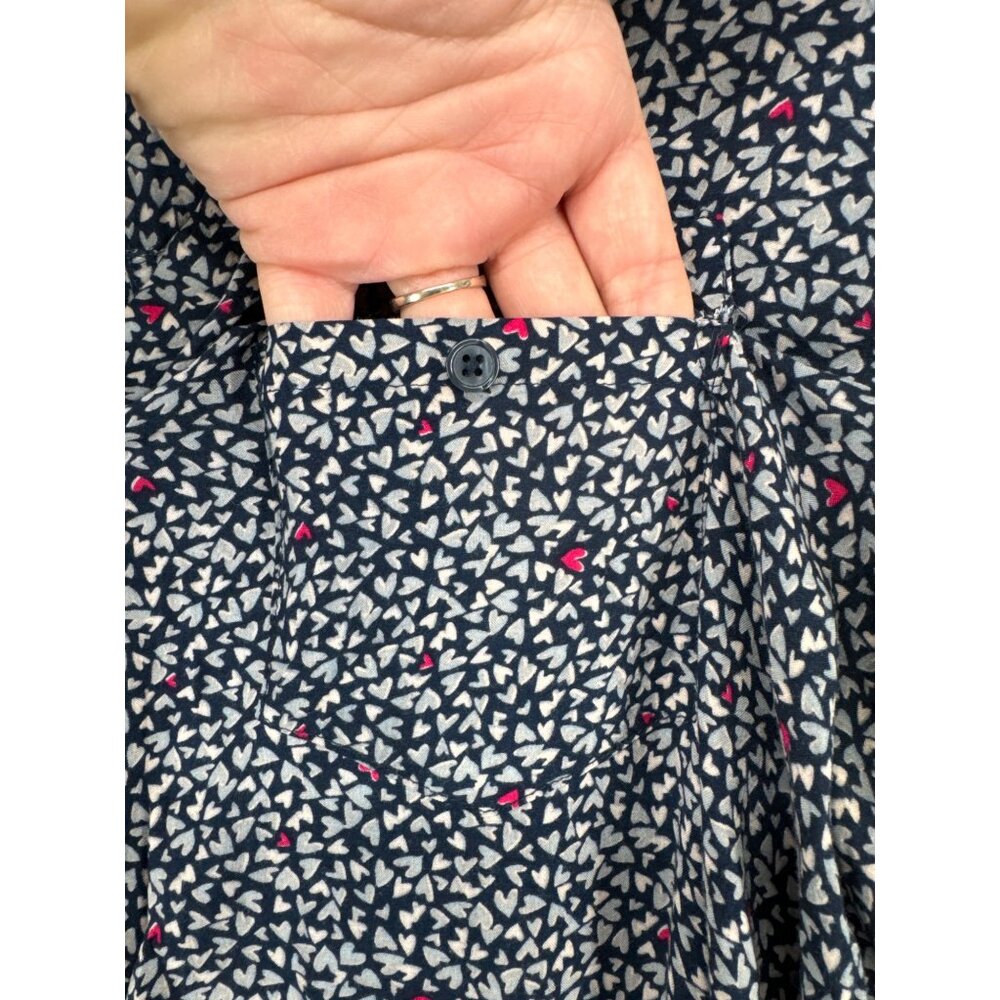 Banana Republic Womens Top Sz M Navy Blue Button Shirt Hearts Print Valentines